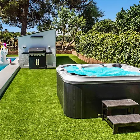 San Patricio I Piscina Privada I Jacuzzi I Bbq I Ps5 I Aire Acon I 3000m2 I 5min-centro * Jerez de la Frontera