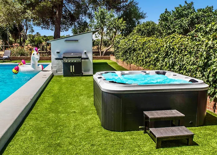 San Patricio I Piscina Privada I Jacuzzi I Bbq I Ps5 I Aire Acon I 3000m2 I 5min-centro * Jerez de la Frontera