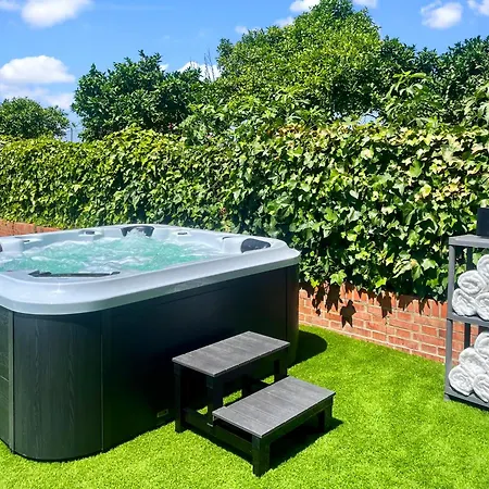 San Patricio I Piscina Privada I Jacuzzi I Bbq I Ps5 I Aire Acon I 3000m2 I 5min-centro * 헤레스
