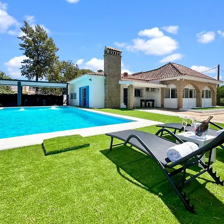 San Patricio I Piscina Privada I Jacuzzi I Bbq I Ps5 I Aire Acon I 3000m2 I 5min-centro * 헤레스